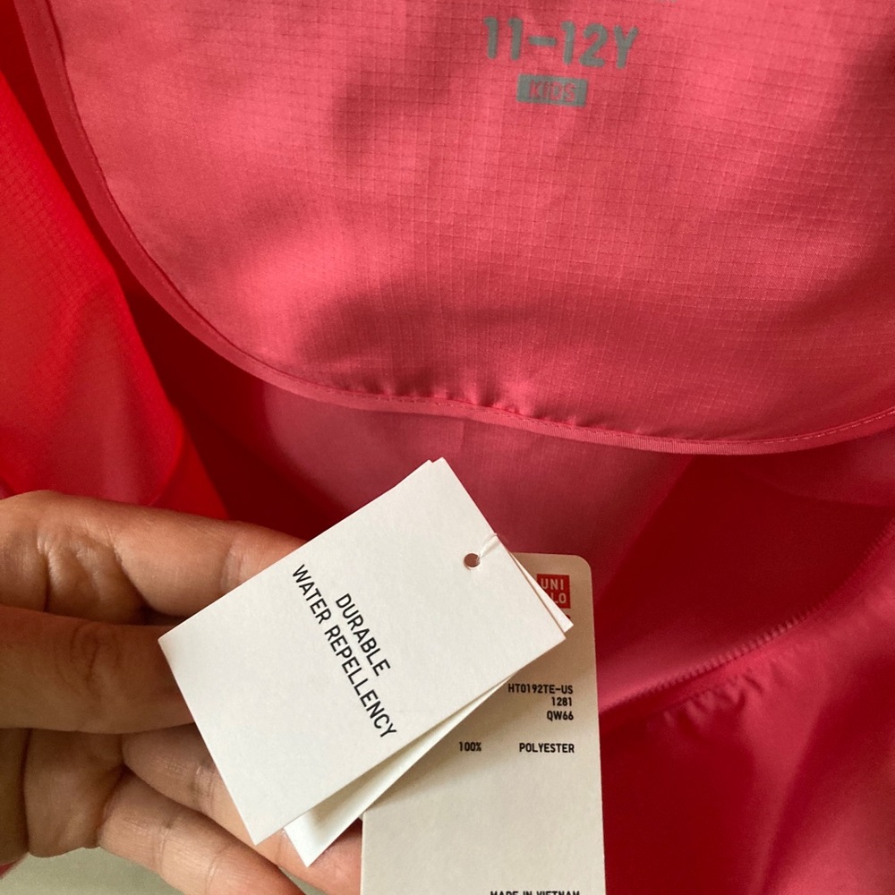 UNIQLO pink parka - Picture 3 of 4